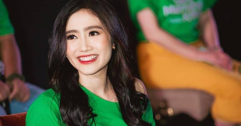 Instagram.com/febbyrastanty